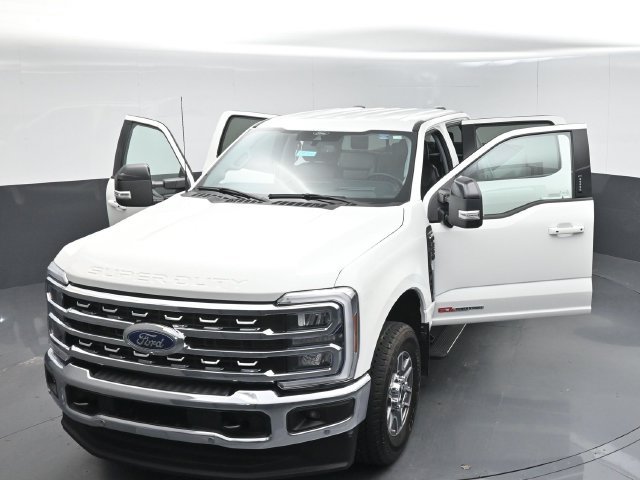 Used 2024 Ford F250 Lariat w/ Lariat Ultimate Package AWD/4WD image 56