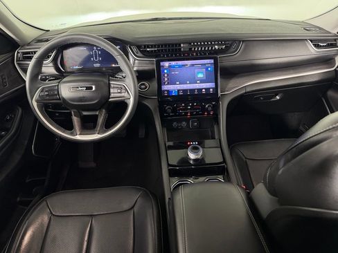 Certified 2023 Jeep Grand Cherokee L Limited w/ Luxury Tech Group II RWD image 12