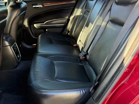 Used 2012 Chrysler 300 Limited image 12