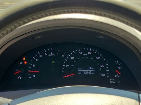 Used 2011 Toyota Camry XLE w/ XLE Extra-Value Pkg #2 FWD image 30
