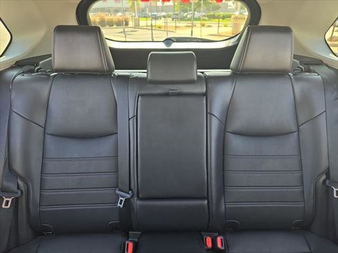 Certified 2022 Toyota RAV4 XLE Premium image 23