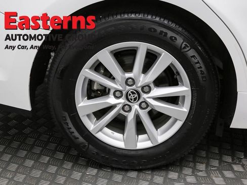 Used 2025 Toyota Camry LE FWD image 31