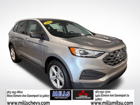 Used 2021 Ford Edge SE image 3