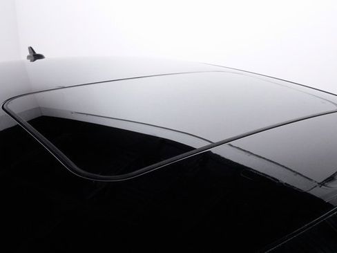 Used 2015 Volkswagen Passat 1.8T SE image 31