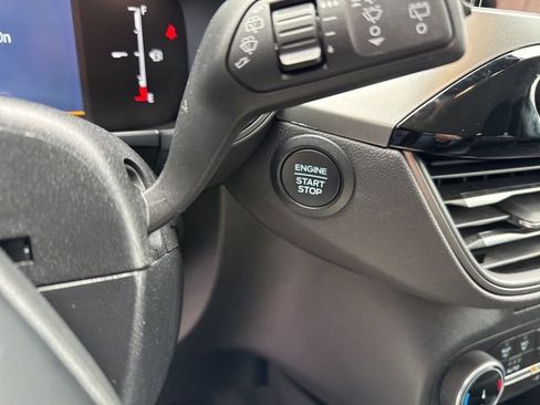 Used 2025 Ford Escape Active image 17