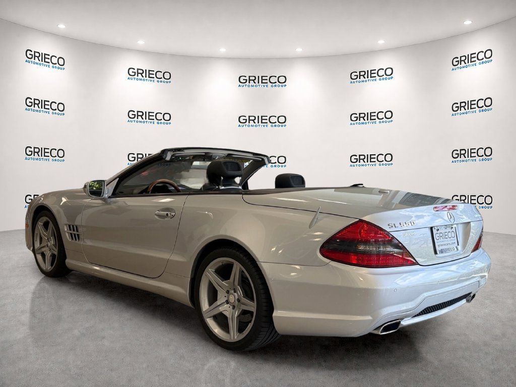 Used 2009 Mercedes-Benz SL 550 image 7