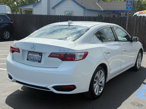 Used 2017 Acura ILX image 6
