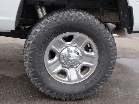 Used 2016 RAM 2500 SLT image 43