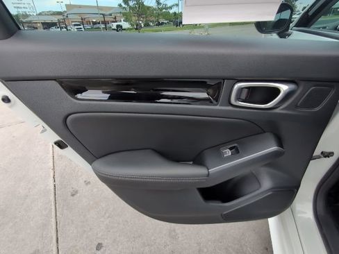 Used 2024 Honda Civic Touring image 24