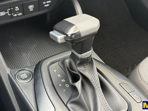 Used 2025 Kia K4 FWD image 25
