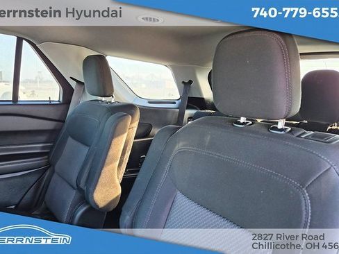 Used 2023 Ford Explorer XLT image 25