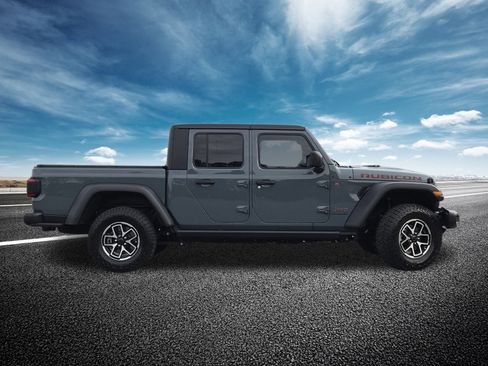 Used 2025 Jeep Gladiator Rubicon w/ Convenience Group image 18