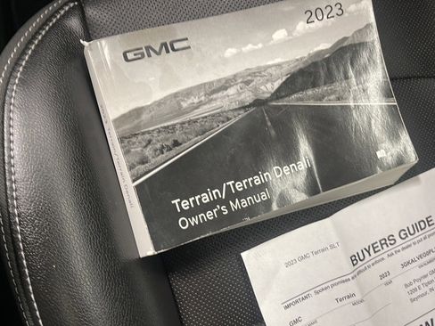 Used 2023 GMC Terrain SLT w/ Tech Package AWD/4WD image 30