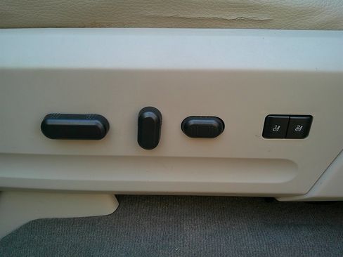 Used 2014 Ford Expedition Limited image 15