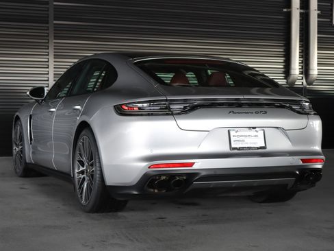 Certified 2023 Porsche Panamera GTS image 3