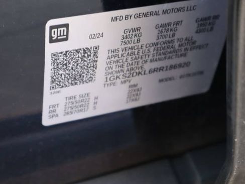 Used 2024 GMC Yukon Denali w/ Advanced Technology Package AWD/4WD image 35