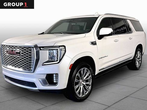 Used 2021 GMC Yukon XL Denali w/ Denali Premium Package AWD/4WD image 1