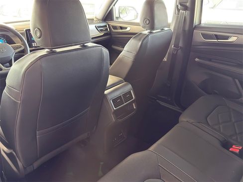 New 2026 Volkswagen Atlas Cross Sport SE image 23