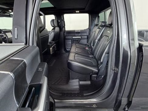 Used 2019 Ford F250 Platinum w/ Platinum Ultimate Package AWD/4WD image 7