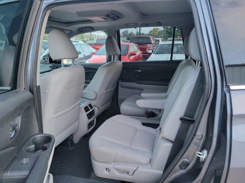 Used 2018 Honda Pilot Elite image 18