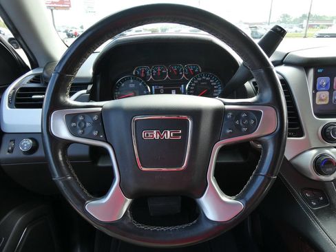 Used 2019 GMC Yukon XL SLT AWD/4WD image 33