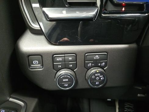 Certified 2023 Chevrolet Silverado 1500 LT Trail Boss image 20