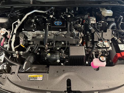 Used 2024 Toyota Corolla LE image 21