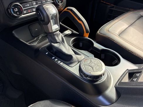 Used 2024 Ford Bronco Badlands image 37