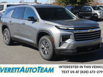 New 2026 Chevrolet Traverse LT w/ Driver Confidence Package