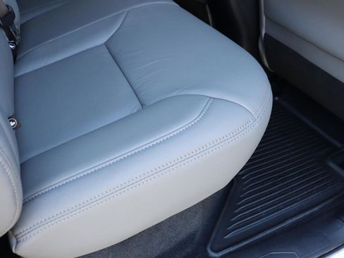 Used 2018 Toyota Tacoma TRD Sport image 37