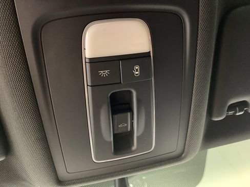 Used 2017 Audi A3 2.0T Premium image 28