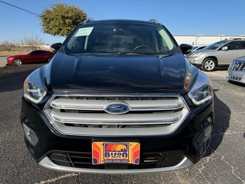Used 2018 Ford Escape Titanium w/ Ford Safe & Smart Package image 8