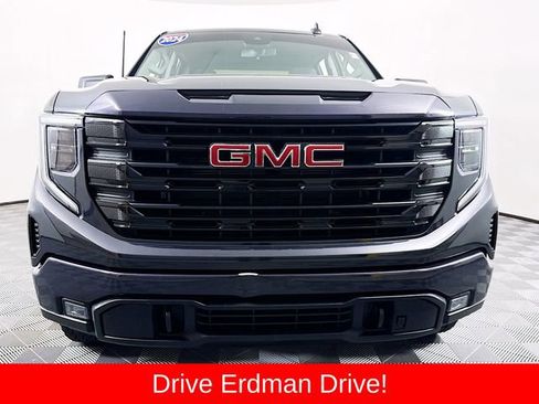 Used 2024 GMC Sierra 1500 Elevation image 2