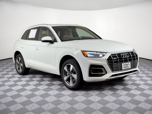 Used 2023 Audi Q5 2.0T Premium w/ Convenience Package AWD/4WD image 7