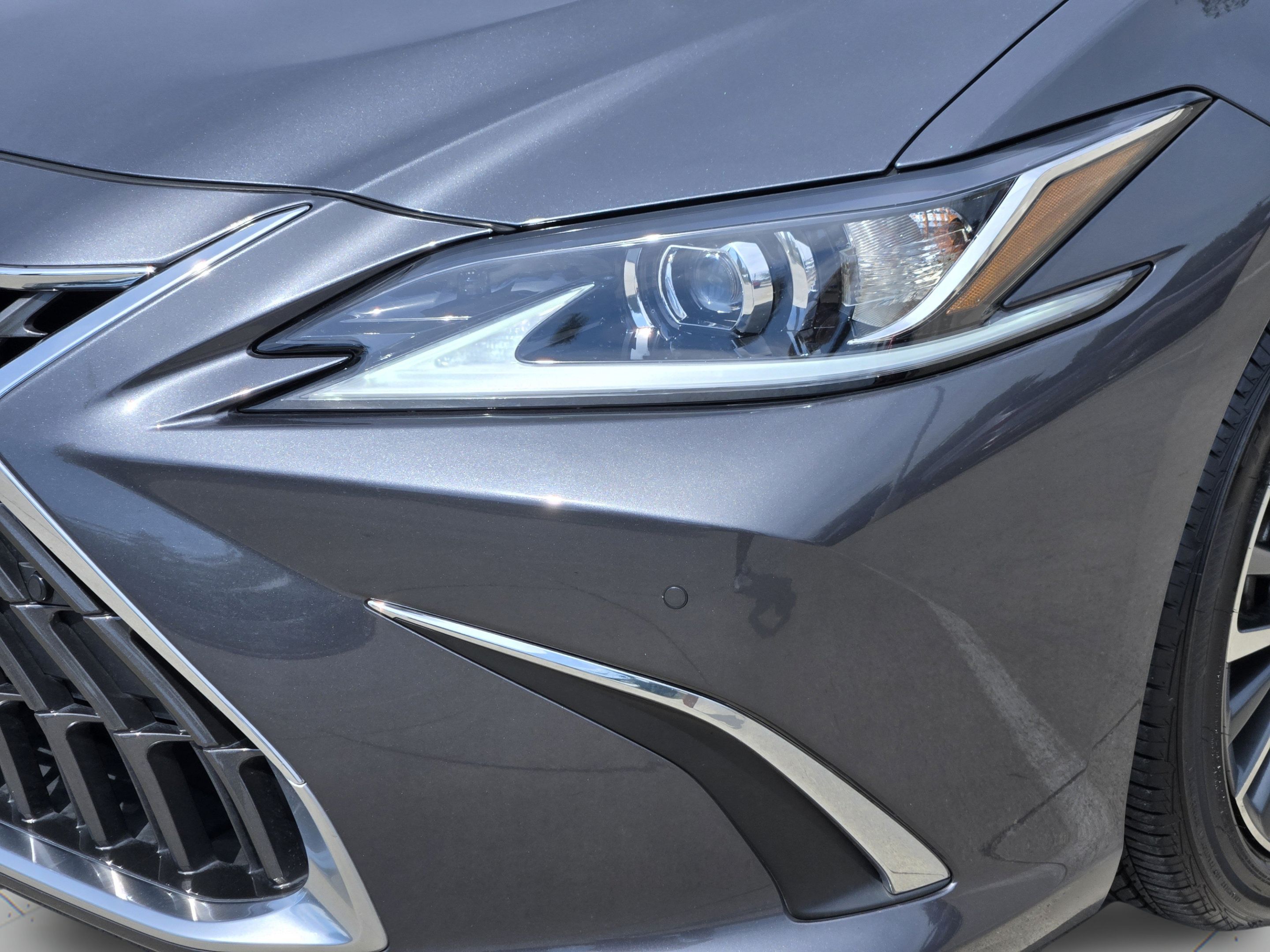 Used 2025 Lexus ES 350 w/ Premium Package FWD image 37