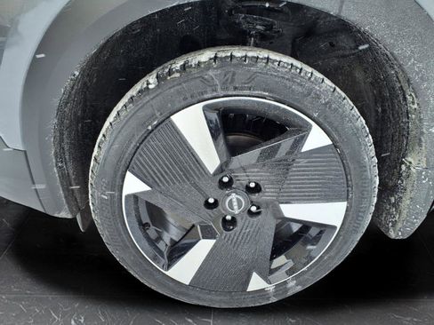 New 2026 Nissan Kicks SR w/ Cold Weather Package image 12