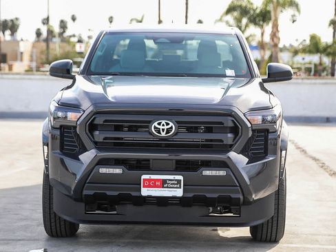 New 2026 Toyota Tacoma SR5 image 3