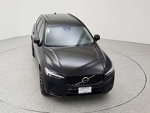 New 2026 Volvo XC60 B5 Plus w/ Protection Package Premier AWD/4WD image 14