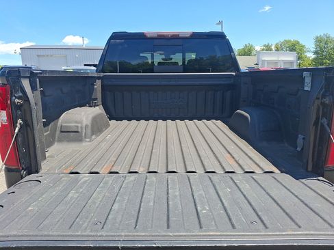 Used 2021 Chevrolet Silverado 1500 High Country w/ Technology Package AWD/4WD image 30