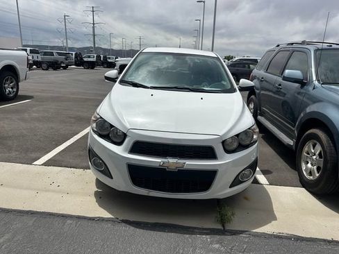 Used 2012 Chevrolet Sonic LTZ FWD image 2