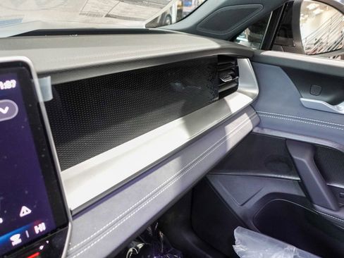 New 2026 Volkswagen Tiguan SE R-Line image 22