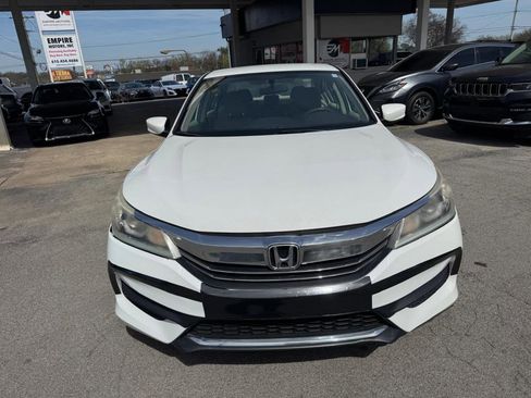 Used 2017 Honda Accord LX image 2