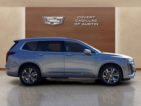 Certified 2025 Cadillac XT6 Premium Luxury AWD/4WD image 5