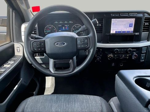 Used 2023 Ford F250 XL w/ STX Appearance Package AWD/4WD image 6