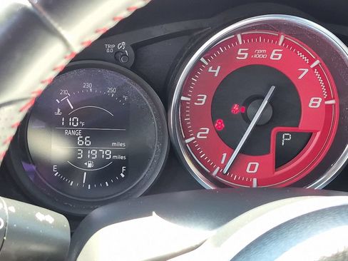 Used 2020 FIAT 124 Spider Abarth w/ Navigation & Sound Group RWD image 28
