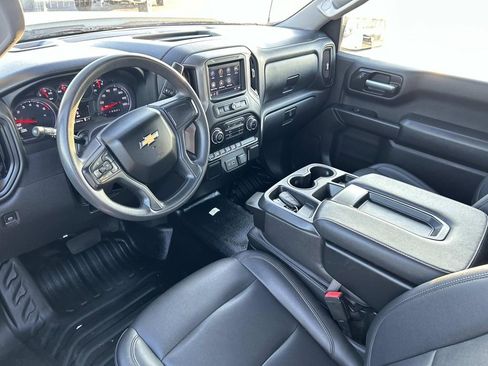 Used 2022 Chevrolet Silverado 1500 W/T w/ WT Value Package AWD/4WD image 18
