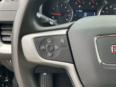 Used 2024 GMC Terrain SLE AWD/4WD image 22