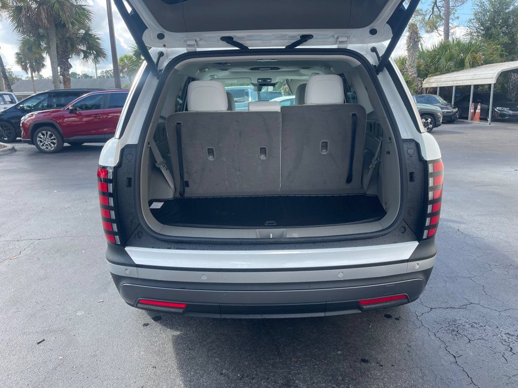 Used 2026 Hyundai Palisade SEL FWD image 5