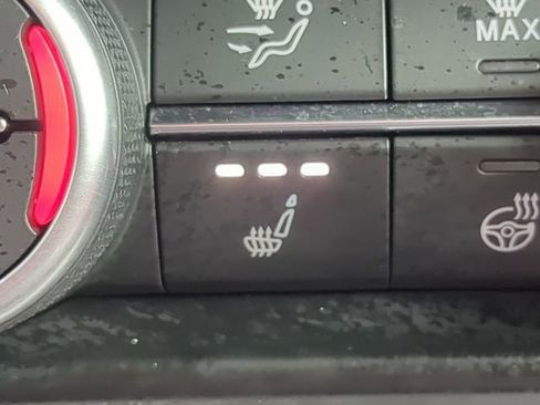 Used 2024 Alfa Romeo Stelvio Veloce image 28