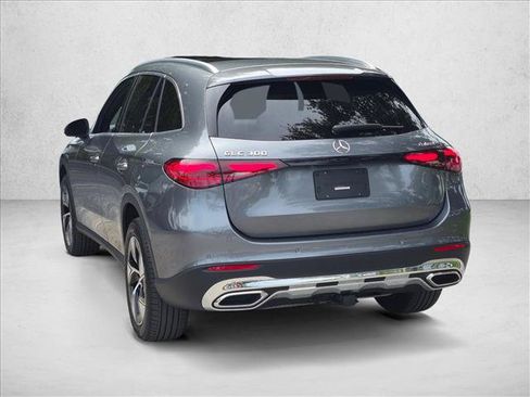 Used 2023 Mercedes-Benz GLC 300 4MATIC image 8